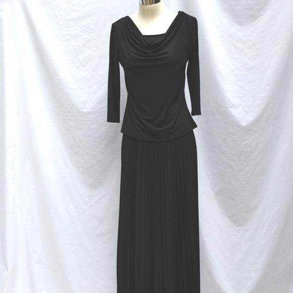 Black top & long pleated skirt set, top S, skirt M, NWT - Picture 2 of 10